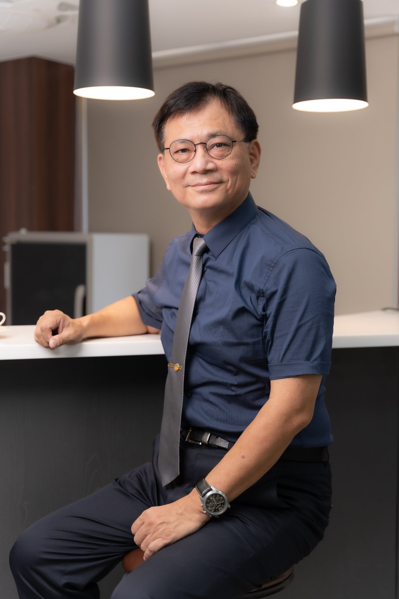 Principal Huang Fang-Po